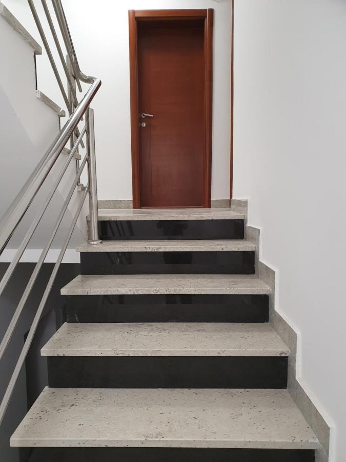 Apartments Boreta บุดวา ภายนอก รูปภาพ