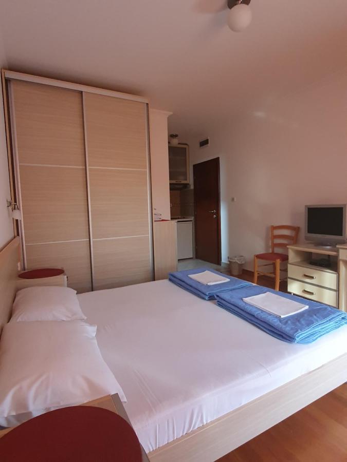 Apartments Boreta บุดวา ภายนอก รูปภาพ