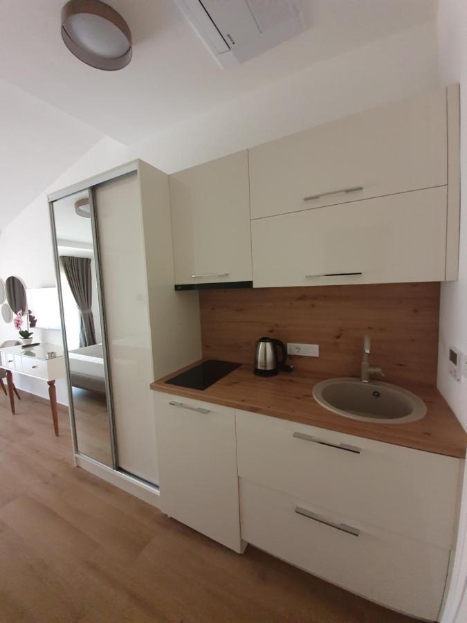 Apartments Boreta บุดวา ภายนอก รูปภาพ