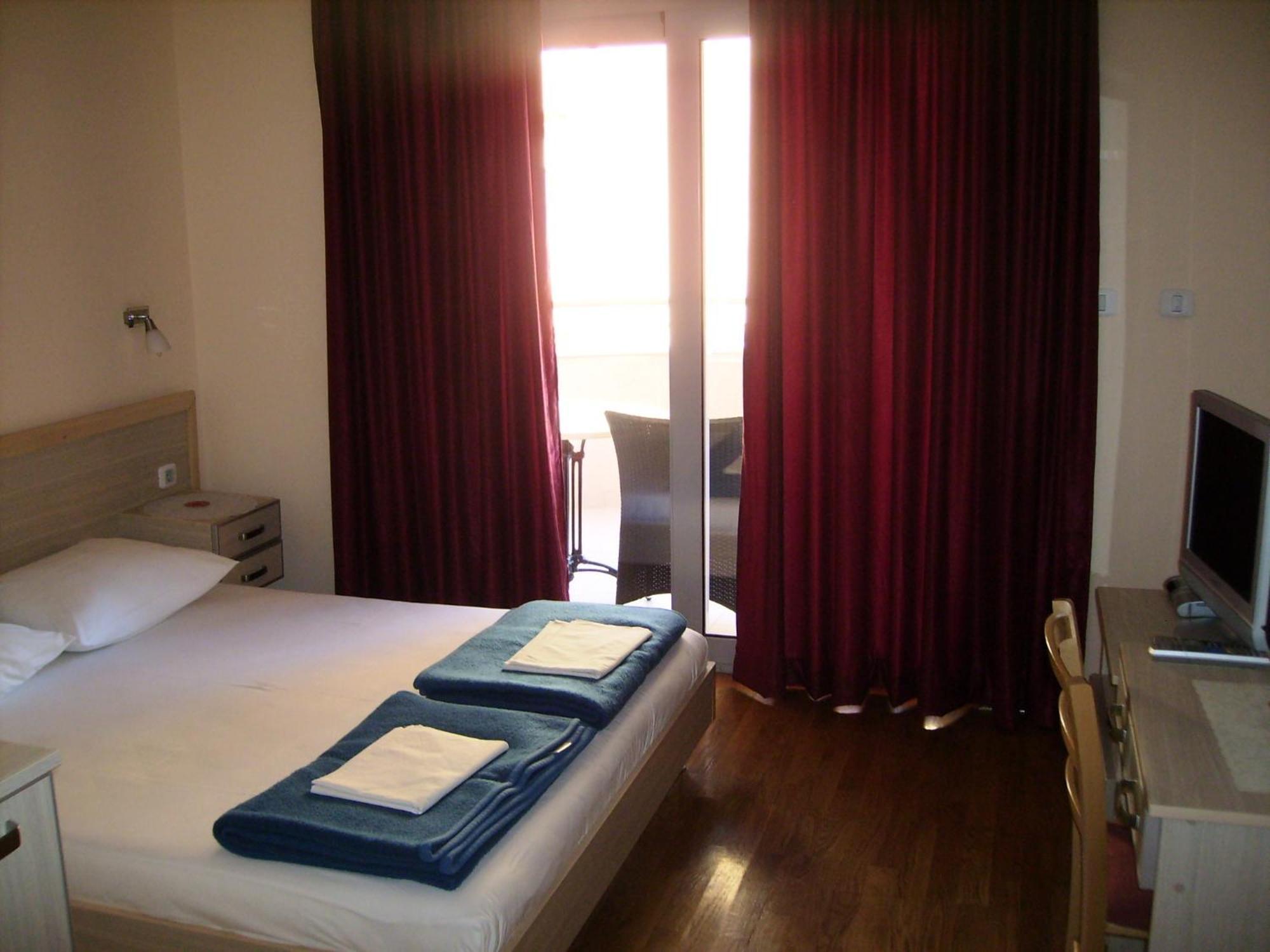 Apartments Boreta บุดวา ภายนอก รูปภาพ